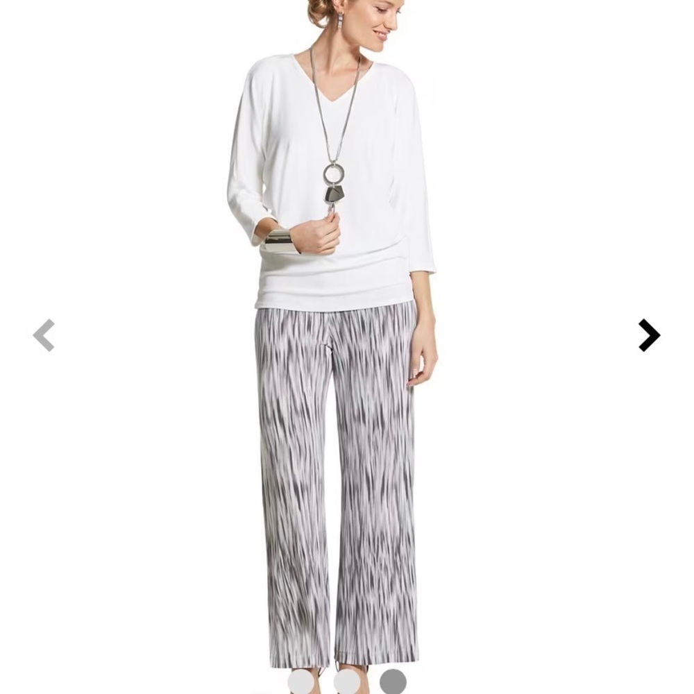 TRAVELERS by CHICO'S / Classic Painterly Ikat Fluid Pants Size 1 Reg (M/8)